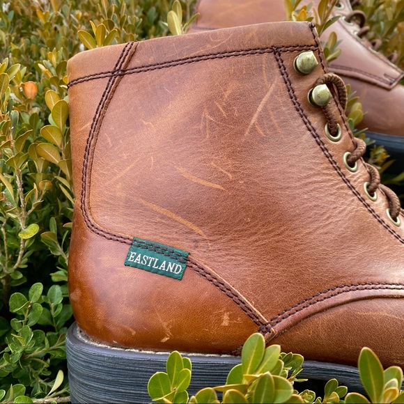⭐️HOST PICK⭐️ Eastland Boots - Picture 2 of 5